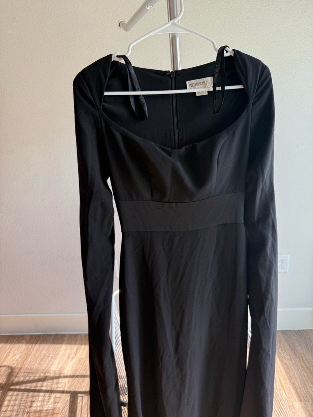 Portia & Scarlett Evening Gown - Picture 4 of 11